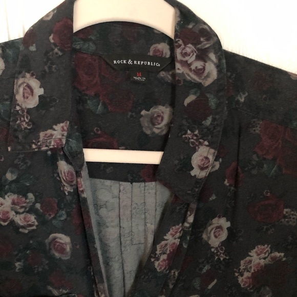 Rock & Republic blouse - Picture 2 of 3